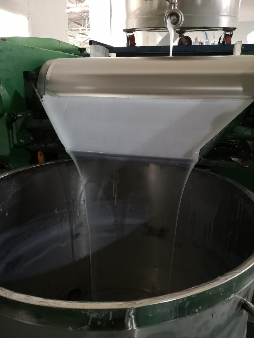 影響模具硅膠粘性因素有哪些？